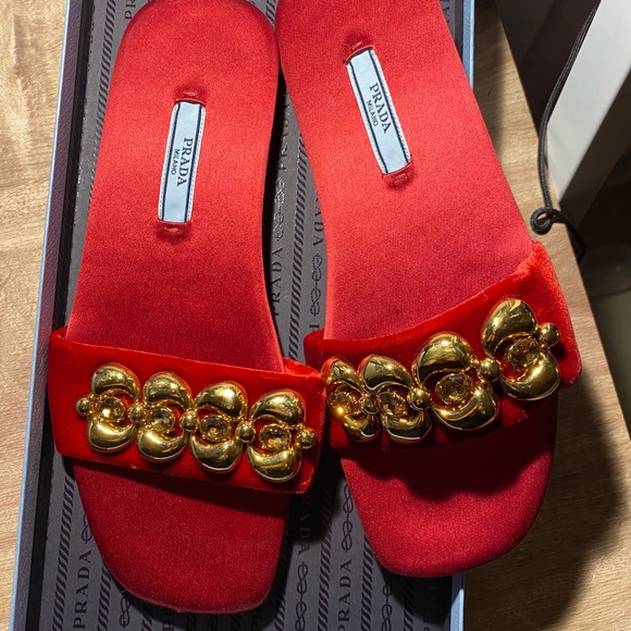 Shoes - Picture 4 of 5